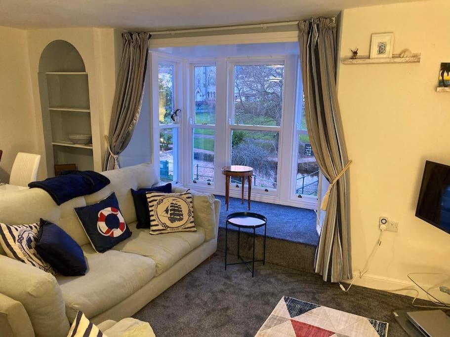 Lawn View Apartment ドーリッシュ エクステリア 写真